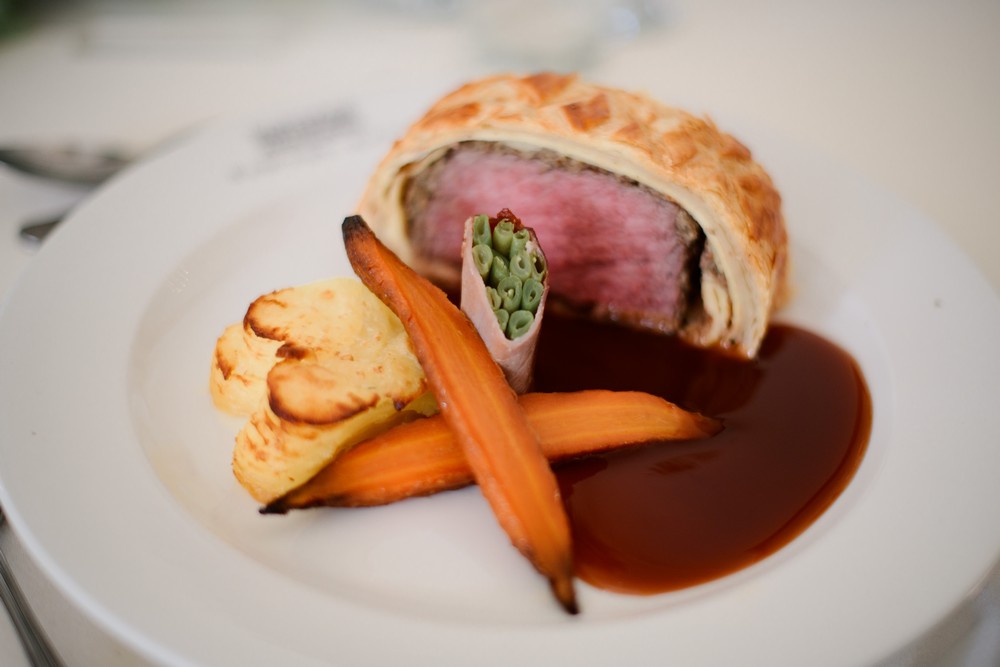 Crown Hotel 3 Courde Dining